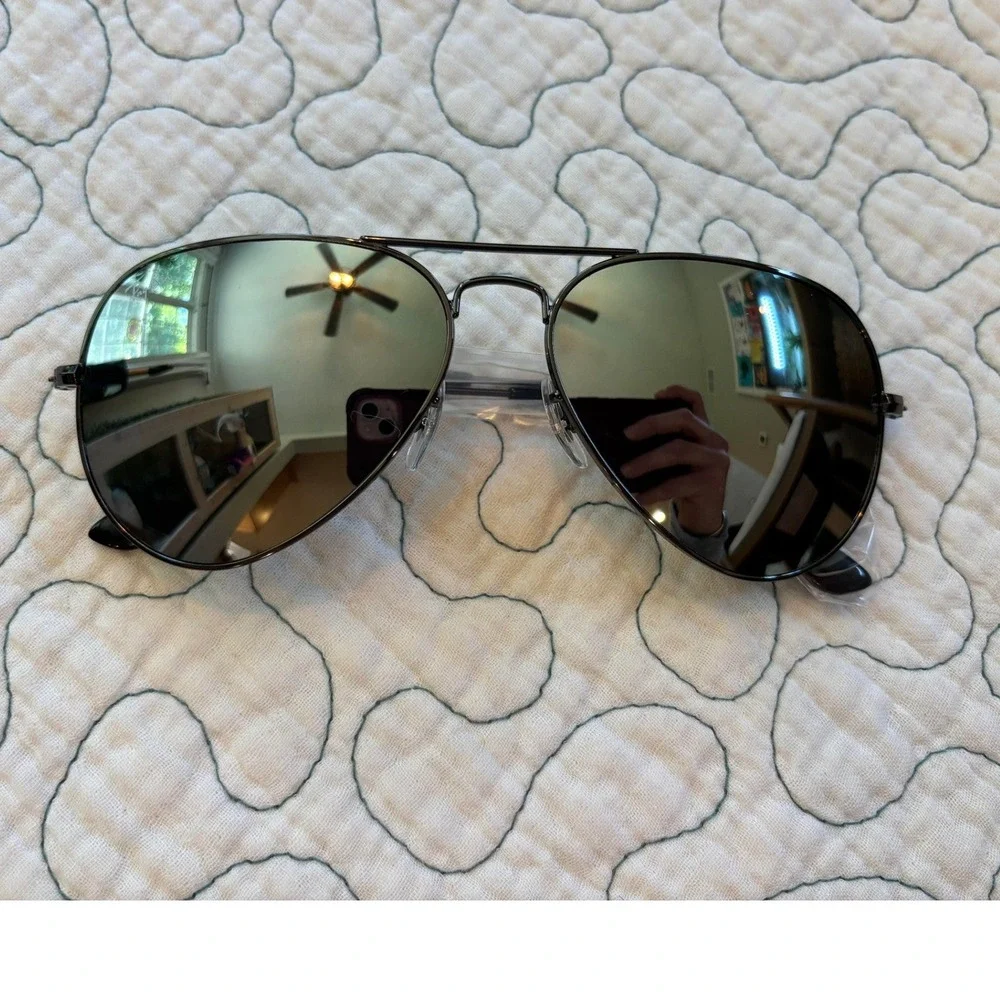 Ray-Ban RB3025‎ Aviator Large Metal Sunglasses